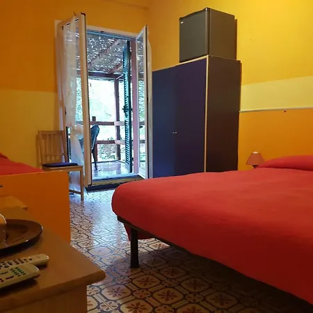 Inn Arcidiacono Bonassola